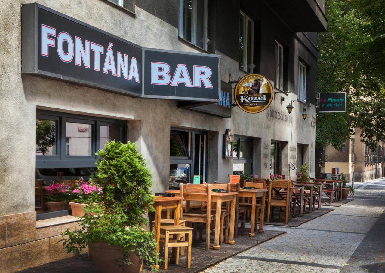 Hostal Fontána